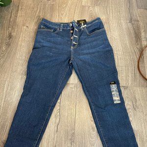 Straight Leg Lee Jeans